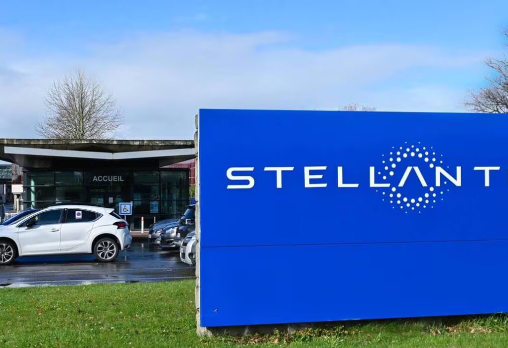Stellantis rappelle 2 200 véhicules : risque de coupure moteur