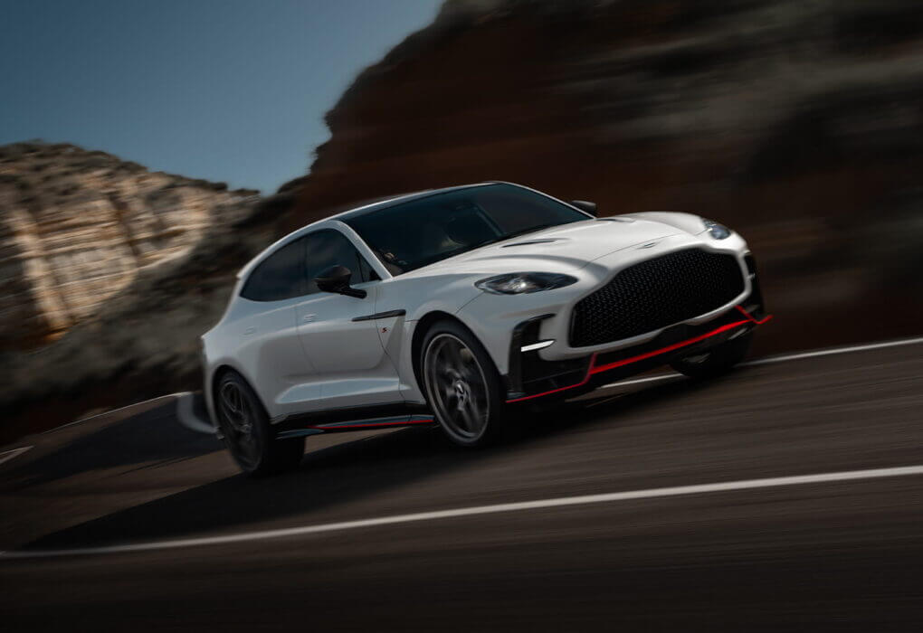 Aston Martin DBX S: le SUV britannique gagne en muscle et en légèreté