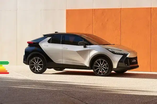 Voiture hybride: forte demande, délais et défis d’approvisionnement