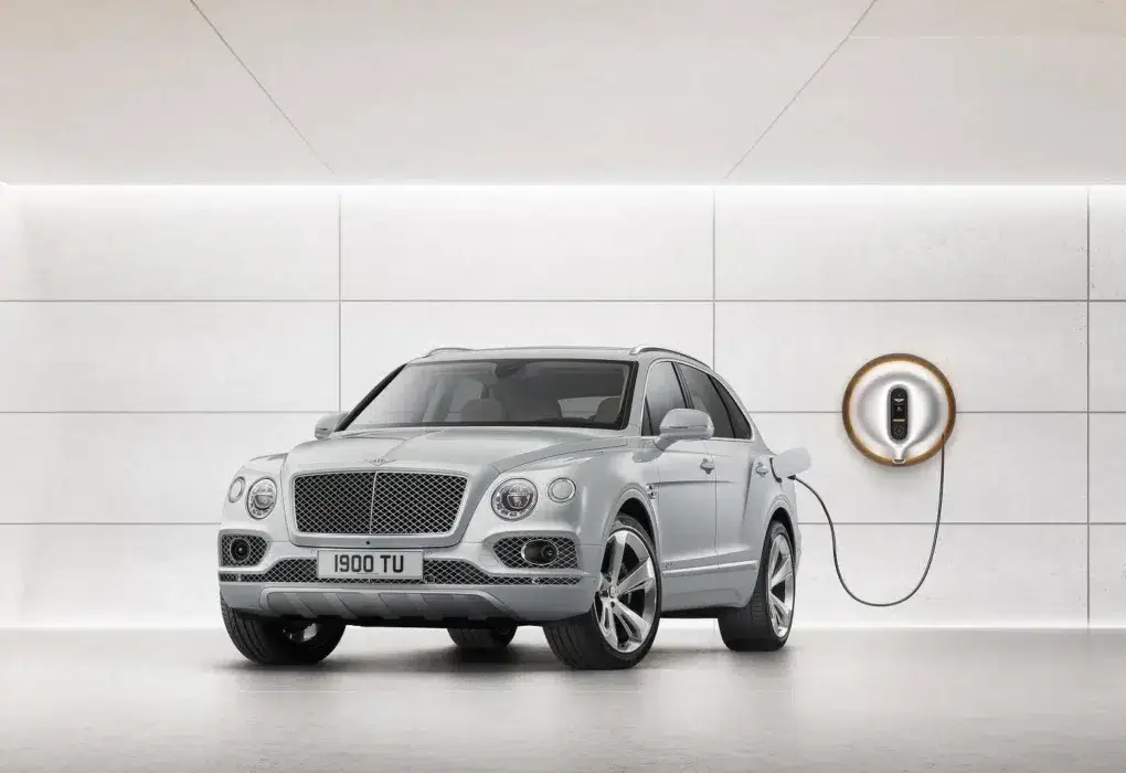 Bentley hybride: le luxe puissant devient plus « abordable »