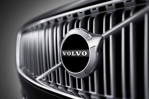 Volvo Cars annonce 3 000 suppressions de postes, cap sur un nouveau cap
