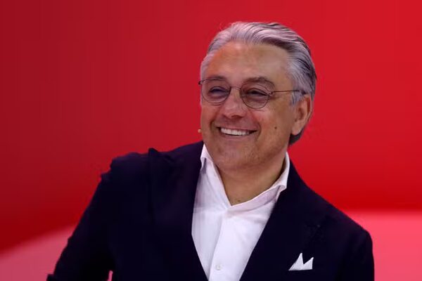Pourquoi l’envol de Luca de Meo est loin d’être un saut dans le vide