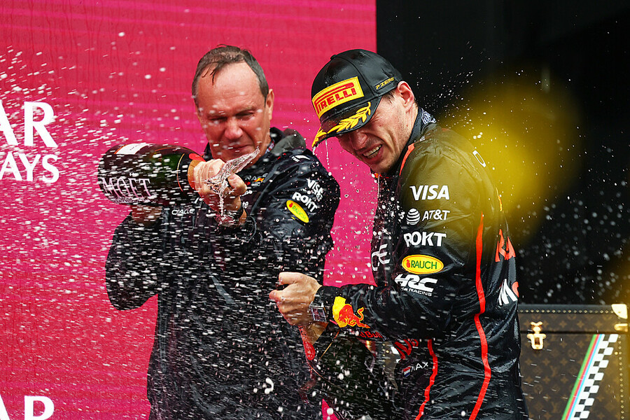 Verstappen brille et Russell sur le podium à Bakou: l’analyse F1