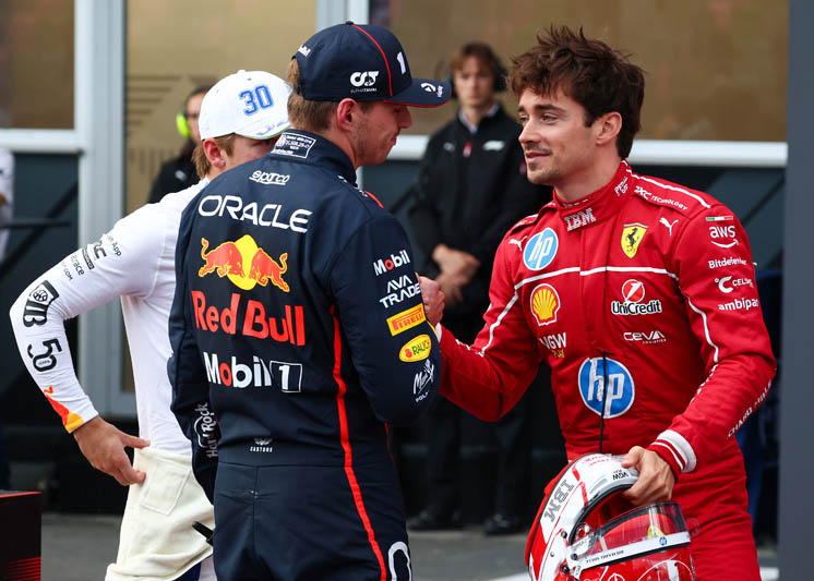 Qualification de Bakou: Verstappen s’impose dans un chaos inédit