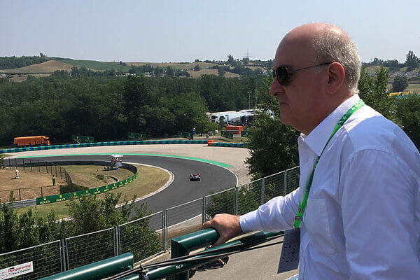 La WMC Formula World Championship: le nouveau défi de Stefanovic