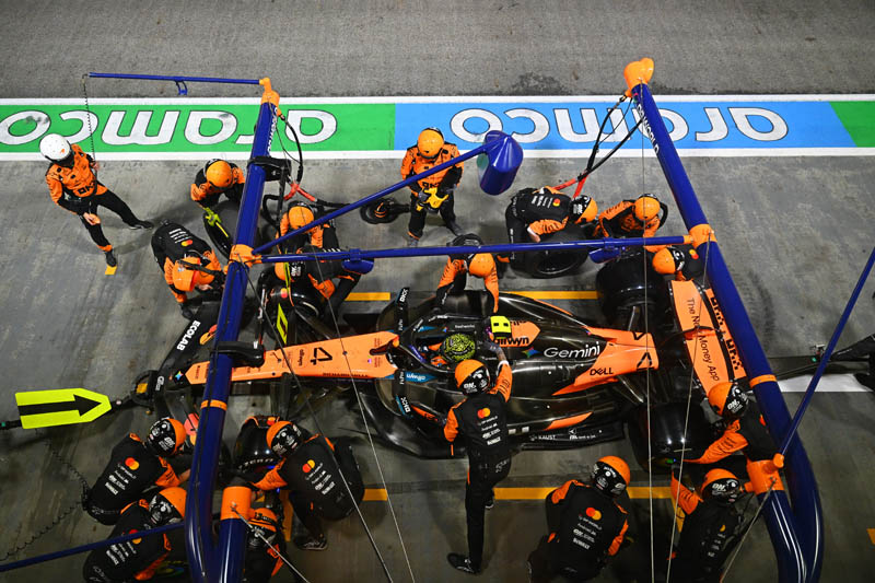 Arrêts au stand McLaren: le chantier continue