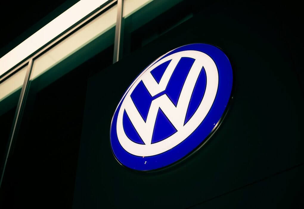 blue and white round b logo