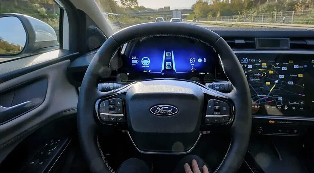 BlueCruise Ford: l’autoroute en mode mains libres