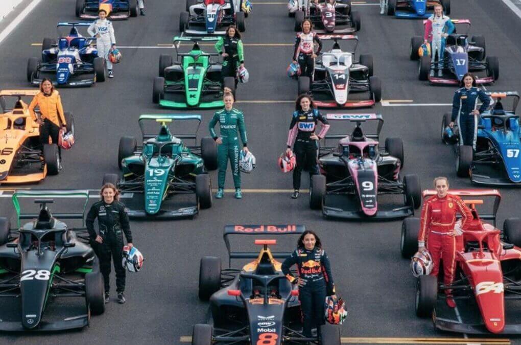 F1 Academy: McLaren renforce son programme féminin