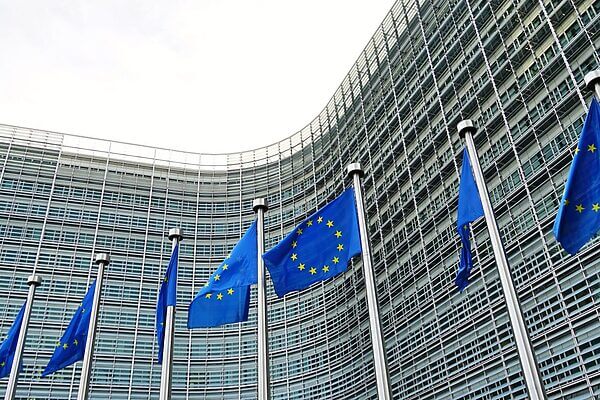 1f94fb78-fcd3-4cdd-a261-27abd9899c74