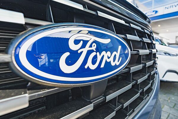 8aa5276f-e4c6-42cb-b44b-af4b942ca1a5