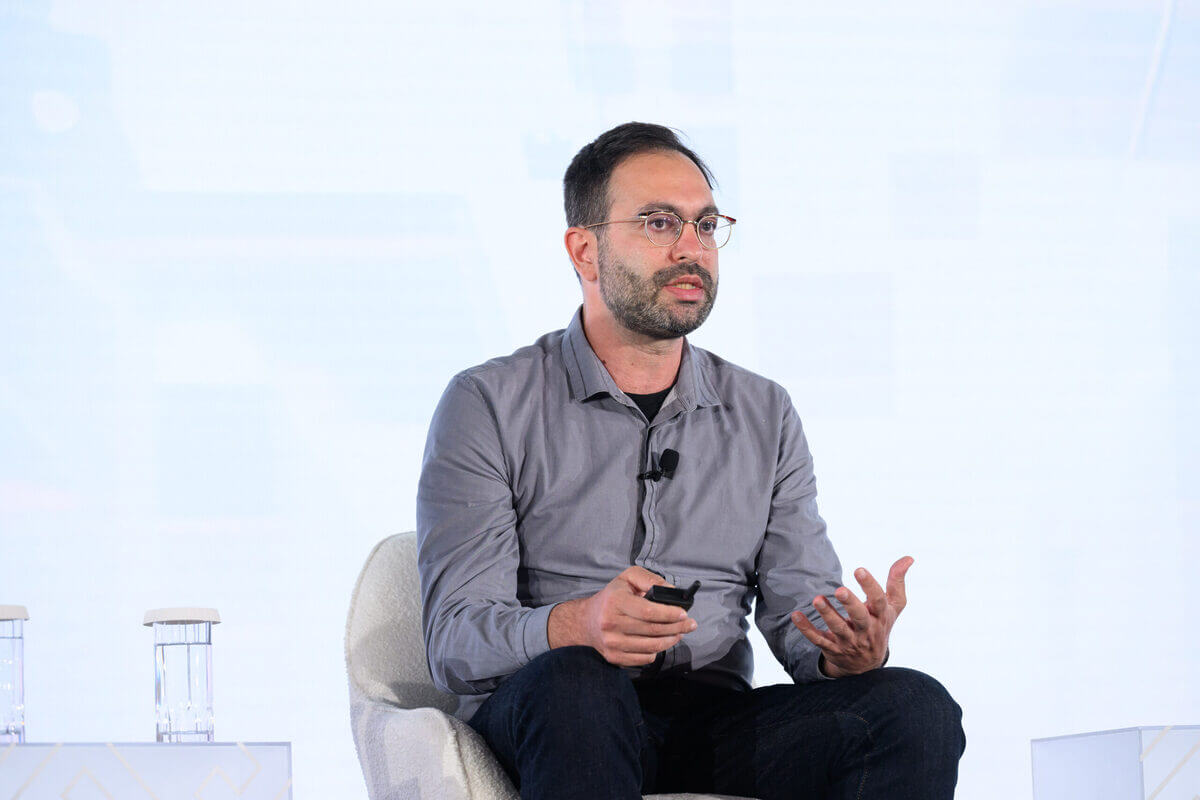 Igal-Raichelgauz-Autobrains-Founder-Panel-scaled