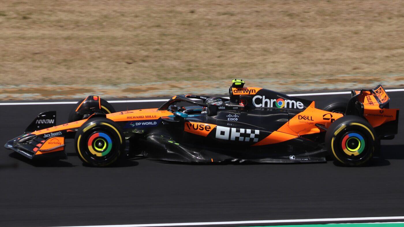2025_Japan_GP_-_McLaren_-_Lando_Norris_-_FP1