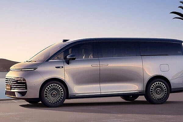 a6e3b76e-878f-4d42-8d7a-1769ceff6332