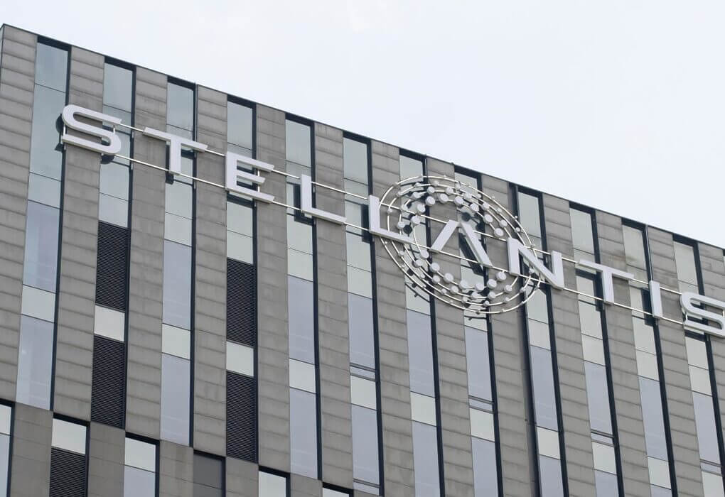 eb3850cc-2fc8-46c8-92bc-347e2712c7fa