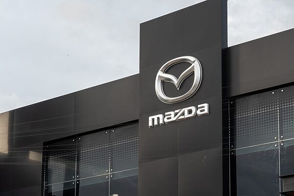 Mazda stoppe ses exportations Moyen-Orient