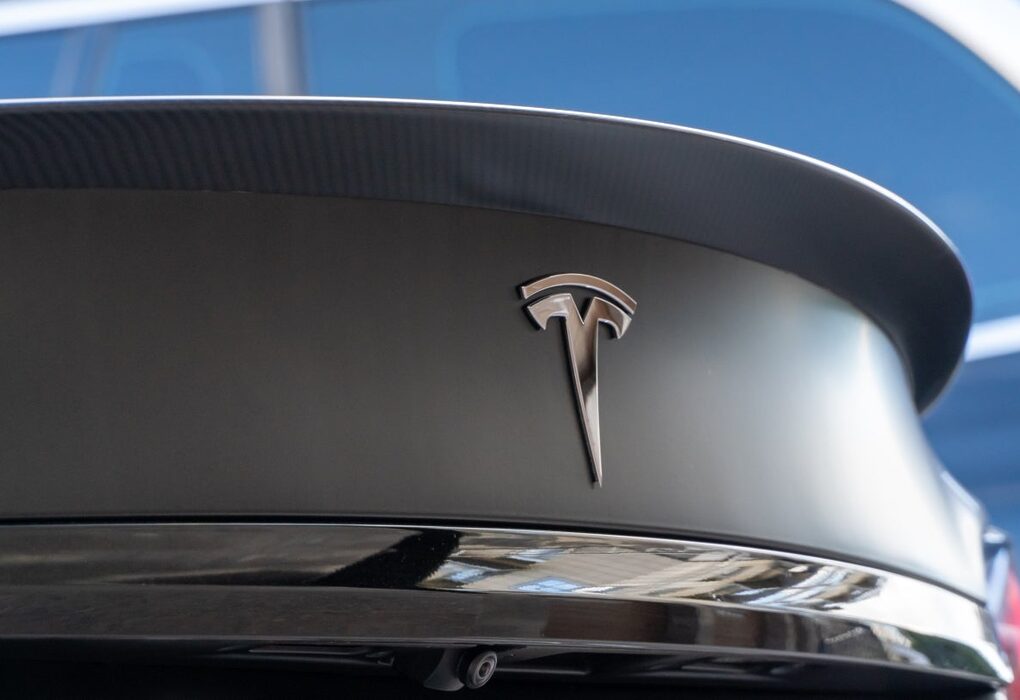 Tesla prépare un SUV électrique compact inédit