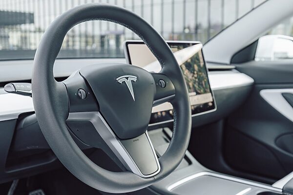 Tesla FSD validé aux Pays-Bas, pas en Europe