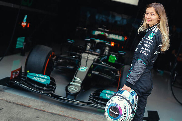 Doriane Pin réussit son premier test F1