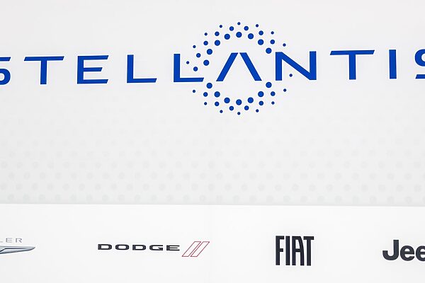 Usines Stellantis Europe : ventes et alliances étudiées