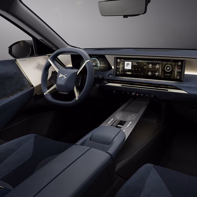 1-9-2_101-DS_N7_Alcantara_interior-XL1_1