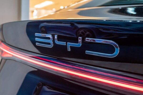 BYD : net recul des ventes NEV en avril 2026