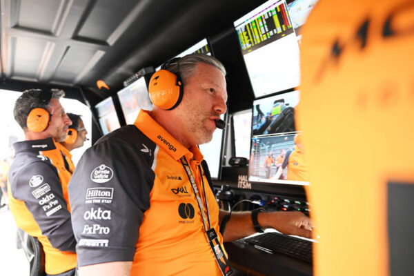 Zak Brown appelle la FIA à encadrer les alliances en F1