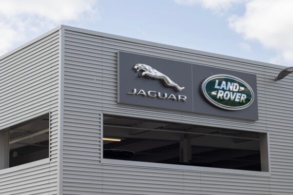 Stellantis et Jaguar Land Rover signent un MoU aux États-Unis