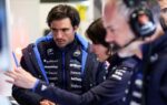 Carlos Sainz au volant de la Williams FW47 lors d’un week-end de Grand Prix de F1.