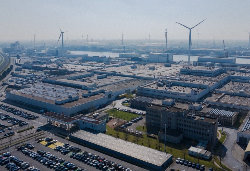 Vue d’une ligne de production Volvo dans l’usine de Gand en Belgique.
