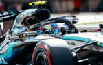 Kimi Antonelli en piste avec sa Mercedes lors des essais libres de F1 à Spa.