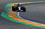 Kimi Antonelli au volant de sa Mercedes pendant les qualifications du Grand Prix de Belgique.