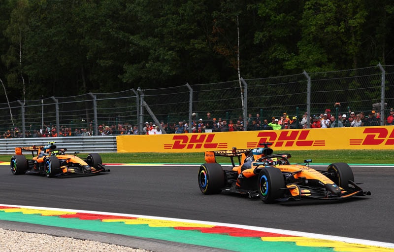 Oscar Piastri au volant de sa McLaren pendant le week-end de F1 à Spa.
