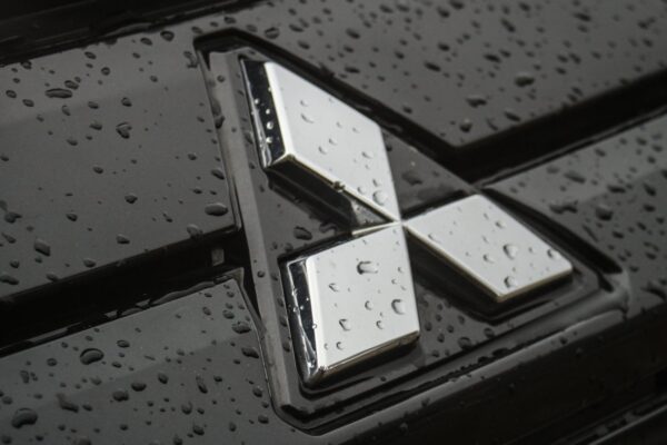 Des véhicules Mitsubishi sur une ligne de production du constructeur japonais.