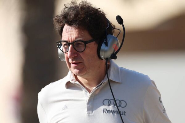 Mattia Binotto dans le paddock de Formule 1 pour le projet Audi.