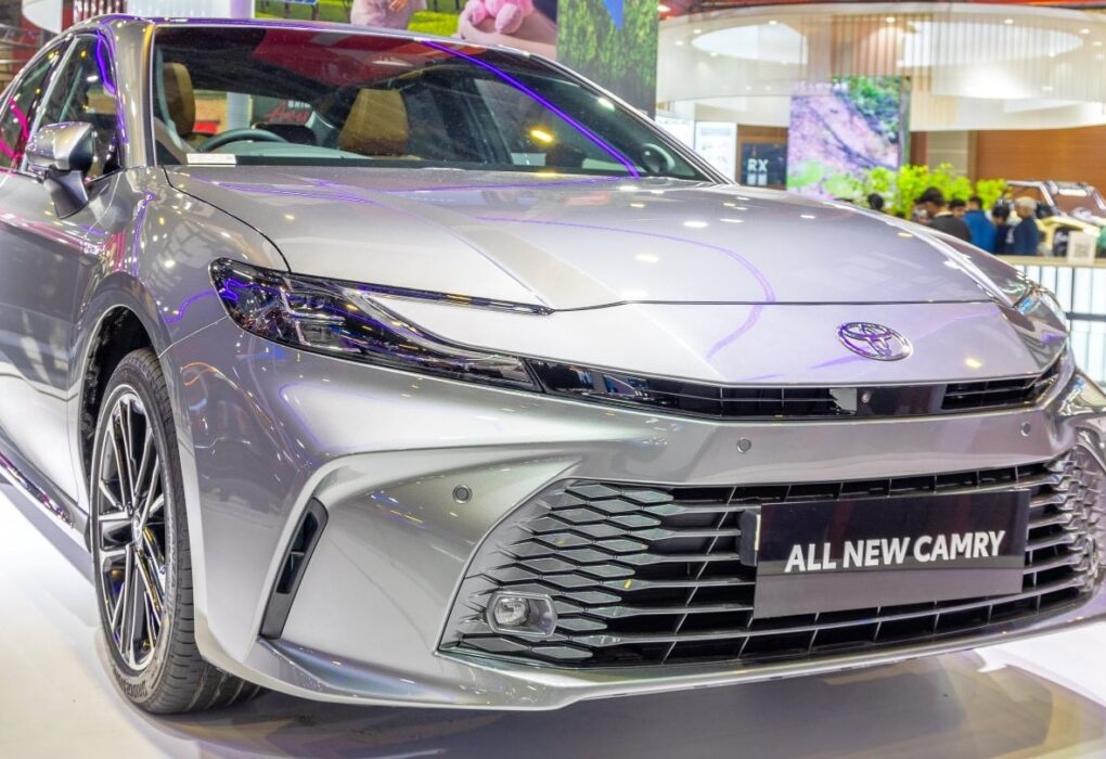 Une Toyota Camry Hybrid, principal modèle concerné par le rappel.
