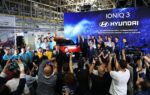 Une Hyundai Ioniq 3 en cours d’assemblage dans l’usine Hyundai d’İzmit en Turquie.