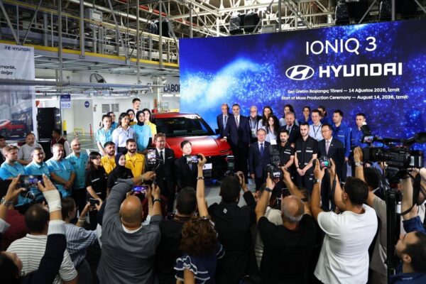Une Hyundai Ioniq 3 en cours d’assemblage dans l’usine Hyundai d’İzmit en Turquie.