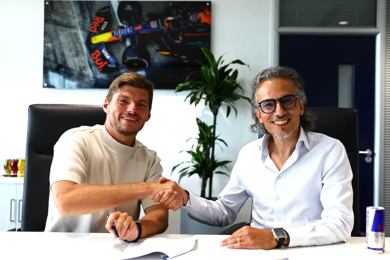 Max Verstappen porte les couleurs de Red Bull Racing en Formule 1.