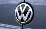 Oliver Blume, directeur général de Volkswagen, pendant une prise de parole du groupe.