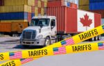 Donald Trump pendant une prise de parole sur le commerce entre les États-Unis et le Canada.