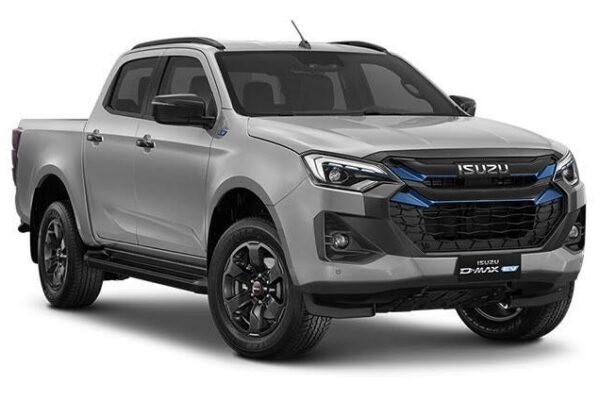 Des voitures électriques neuves exposées sur le marché automobile thaïlandais.
