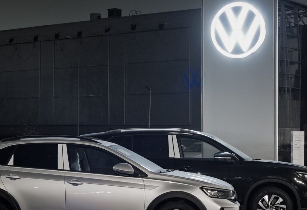 Oliver Blume, directeur général de Volkswagen, s'adresse aux salariés du site de Wolfsburg.