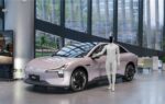 Le robot humanoïde Xpeng Iron présenté par le constructeur chinois.