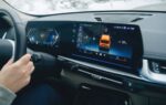 Illustration d’un écran embarqué pour l’interface d’un véhicule de livraison électrique.