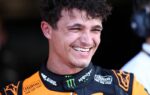 Lando Norris aux couleurs de l’écurie McLaren lors de l’annonce de sa prolongation.