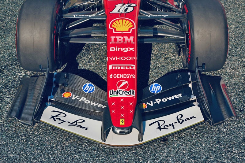 La Ferrari SF-26 avec sa livrée spéciale inspirée de la F310 de Michael Schumacher à Monza.