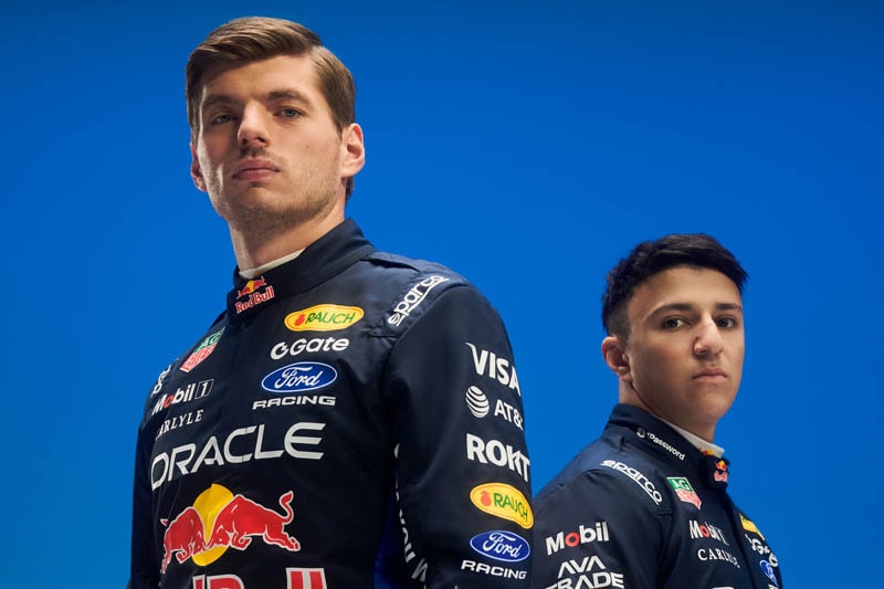Une monoplace Red Bull en piste sur le circuit de Monza.