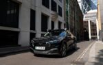 Un Ford Mustang Mach-E électrique de Wayve utilisé pour les courses autonomes d’Uber à Londres.