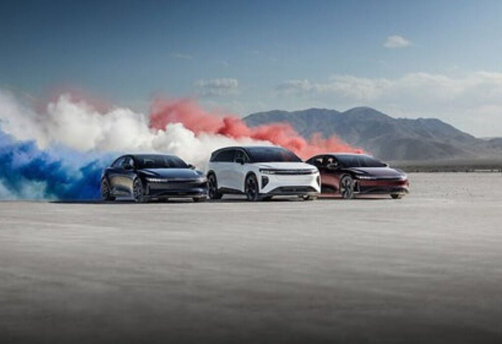Une berline électrique Lucid Air présentée avant le lancement de la marque sur le marché français.